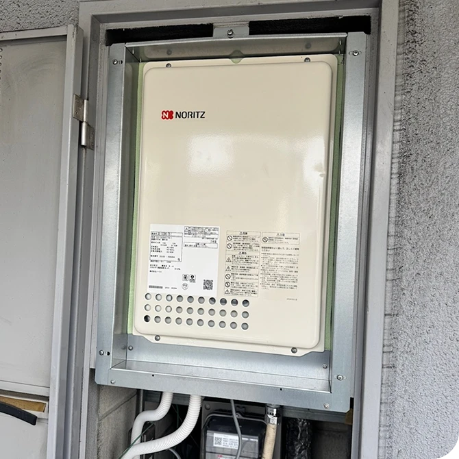 取り替えられた給湯器の写真。